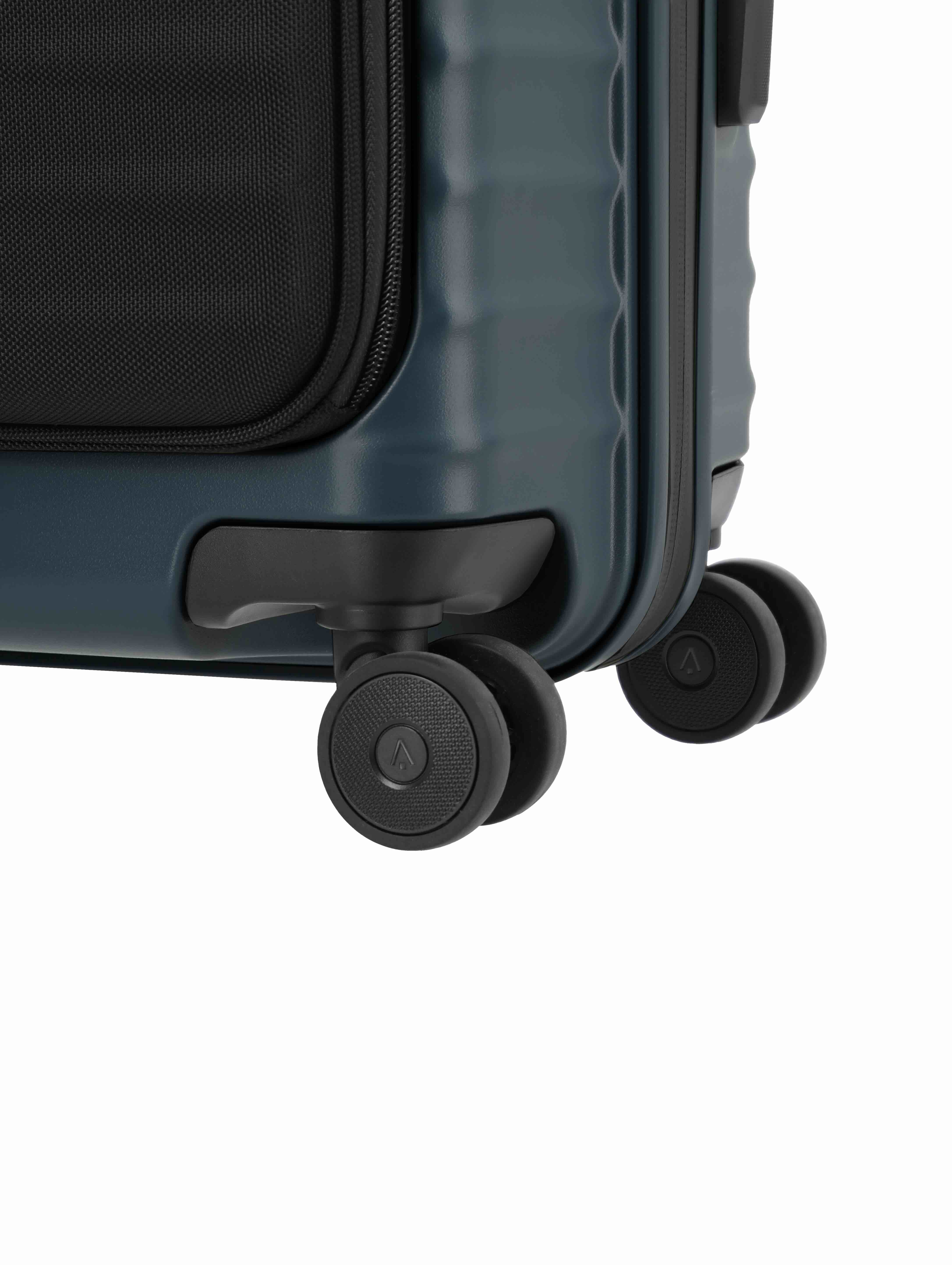 TITAN, UPGRADE, 4-Rad-Trolley, S mit Vortasche, Midnight Blue